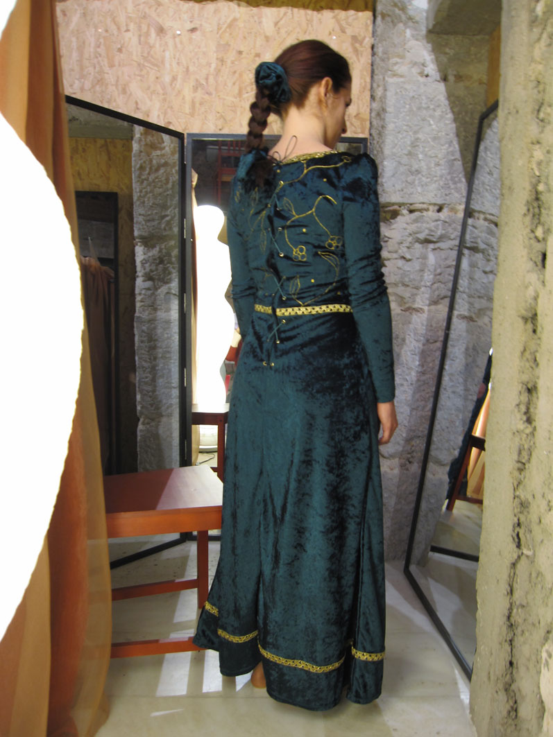 105-Annelise 12-2008